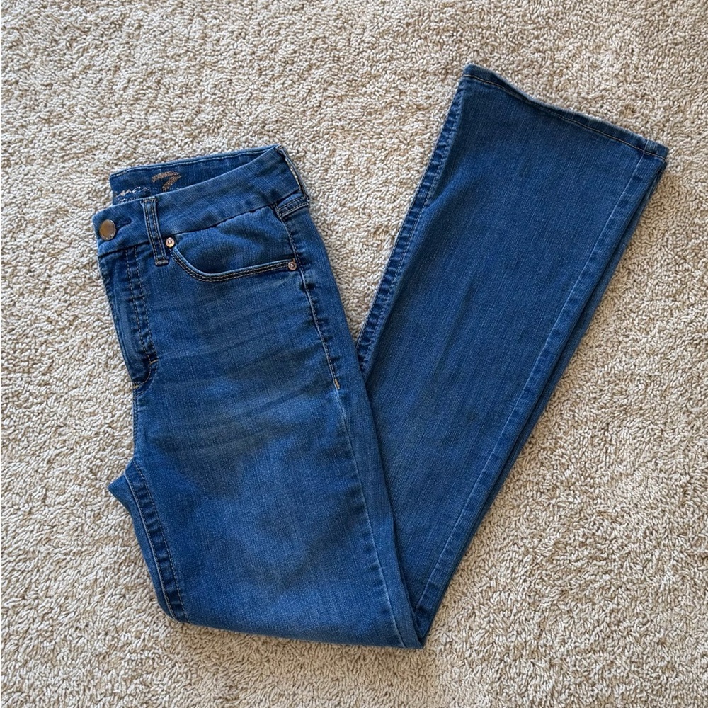 Women's Seven7 Flare Jeans in Deep Blue - Size 6